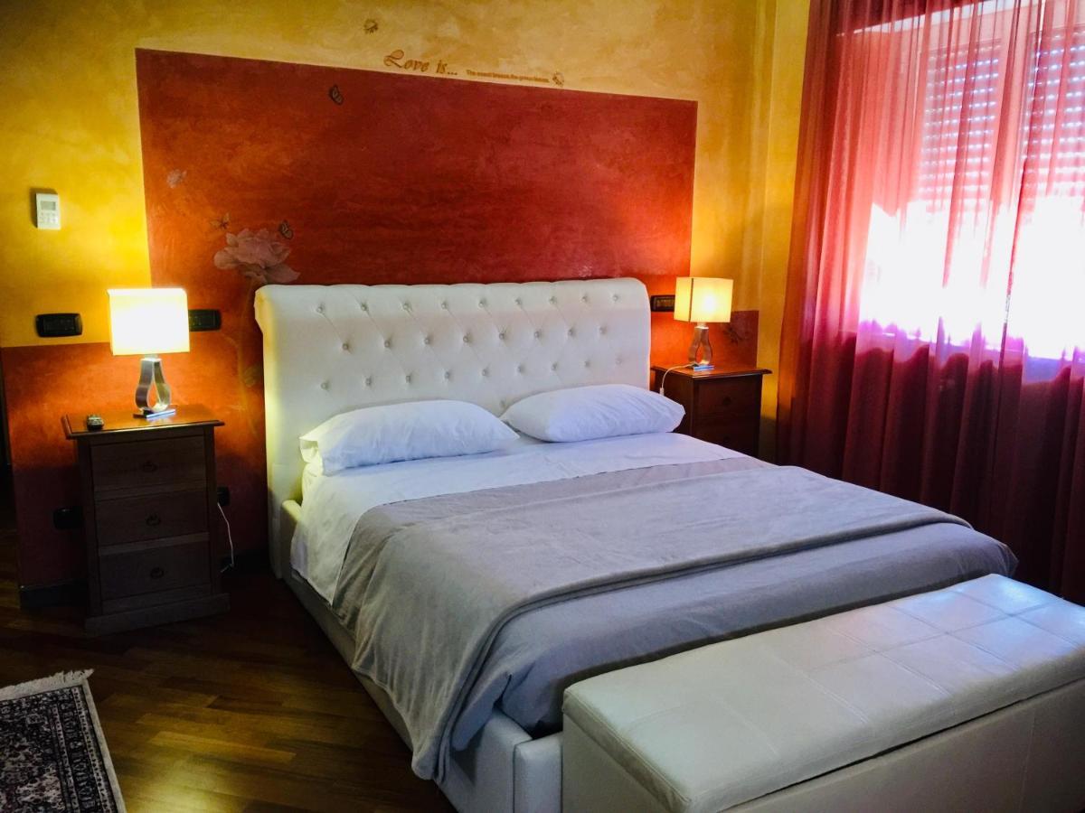 B2In Suite & Office Каприате-Сан-Джервазио Экстерьер фото