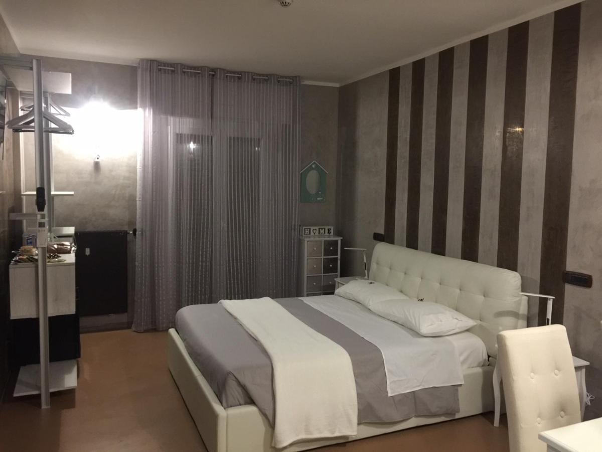 B2In Suite & Office Каприате-Сан-Джервазио Экстерьер фото