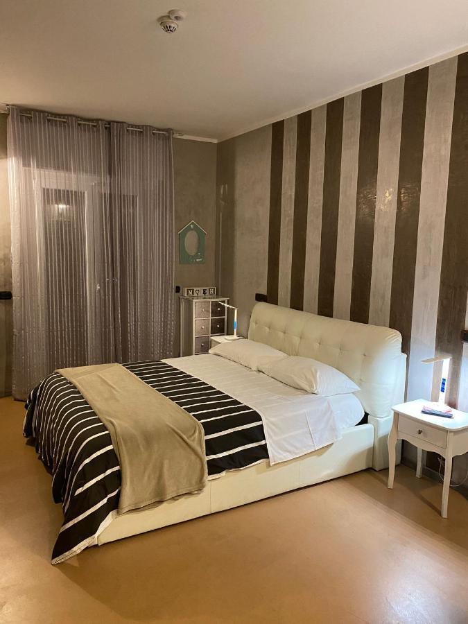 B2In Suite & Office Каприате-Сан-Джервазио Экстерьер фото